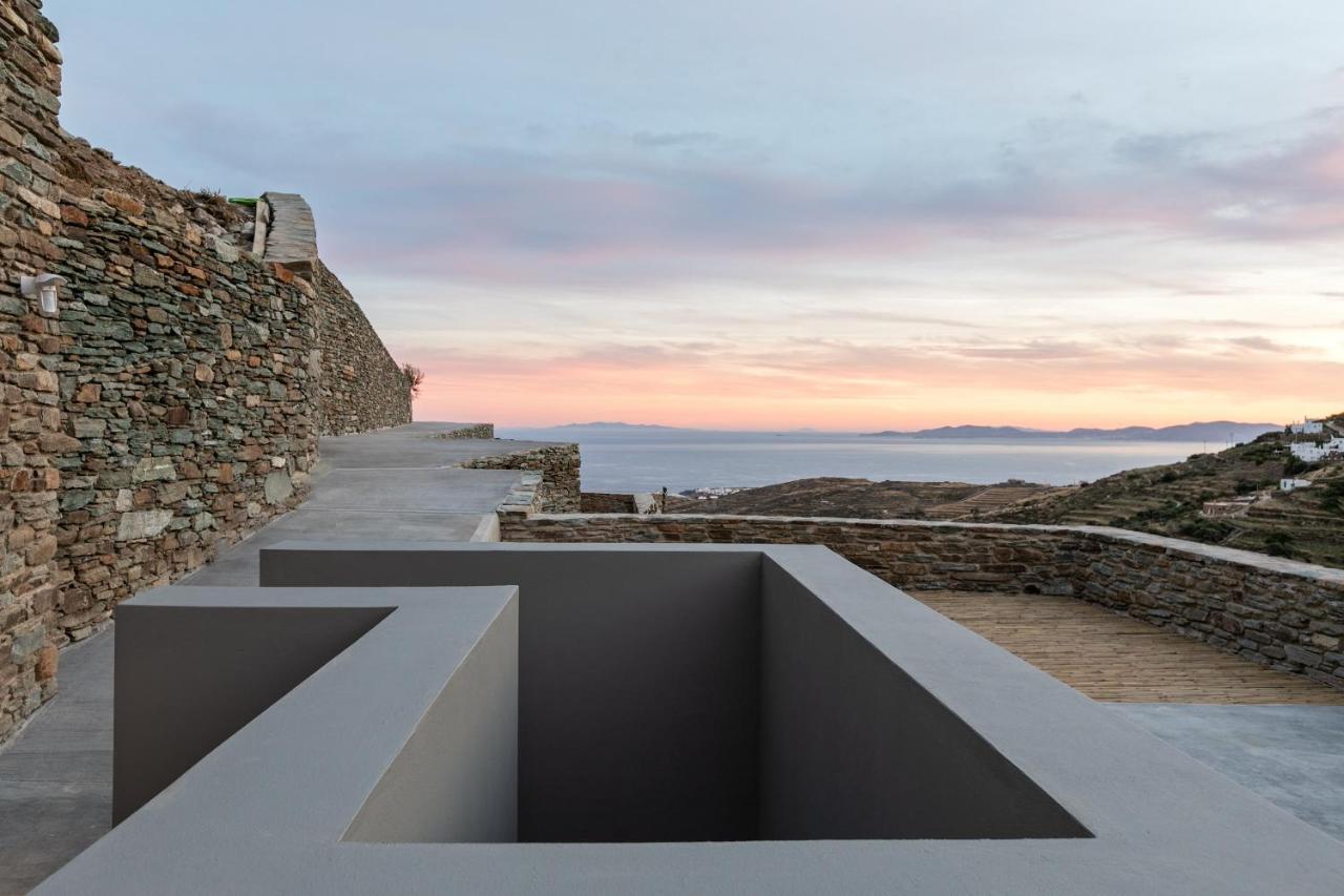 Tinos Dove Suites Triandaros  Екстер'єр фото