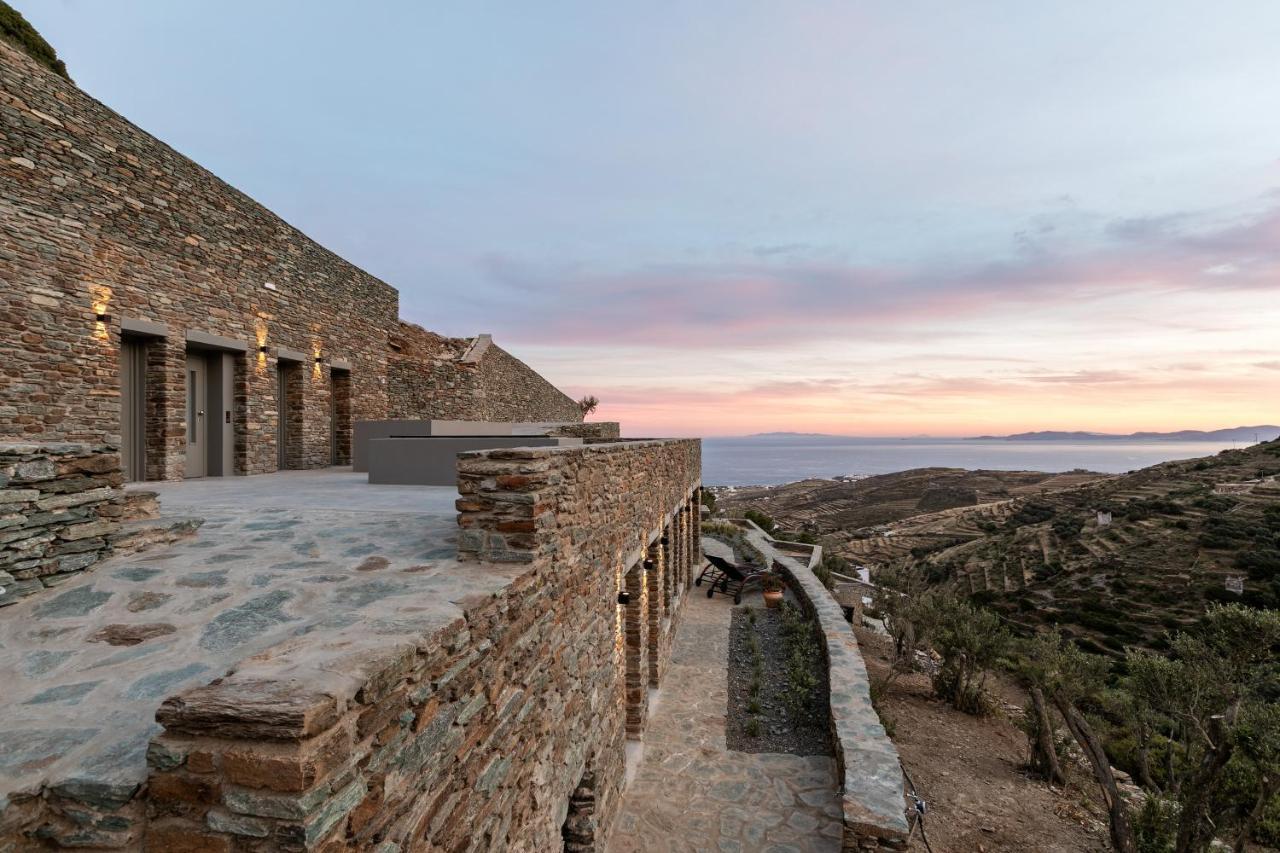 Tinos Dove Suites Triandaros  Екстер'єр фото
